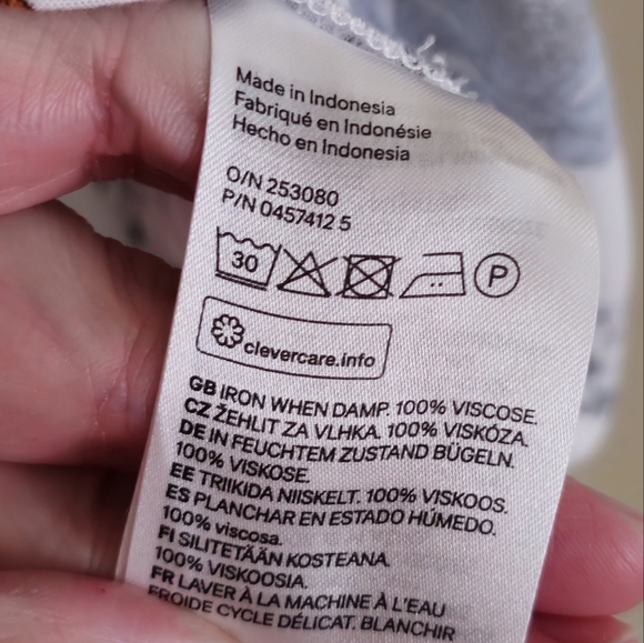 H&M Divided Floral Blue & Pink Button Down Shirt Size 14 - Picture 7 of 9